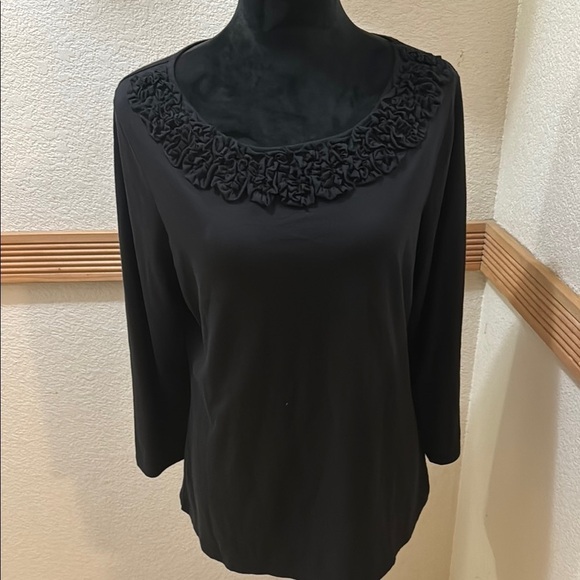 Charter Club XL Elegant Black Ruffled Women's Top!! - Picture 6 of 6
